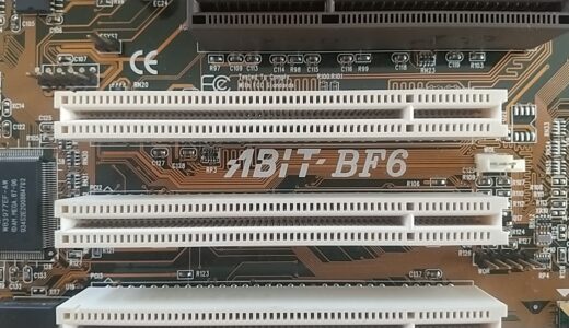 ABIT BF6マザーボードでCeleron300Aのオーバークロックを再現