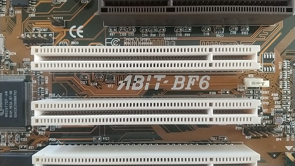 ABITのBF6マザーボード